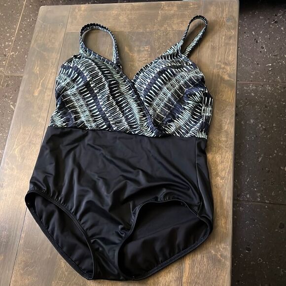 Dreamsuit Slimming Control Wrap One Piece Swimsuit Sz-16W - Picture 5 of 11